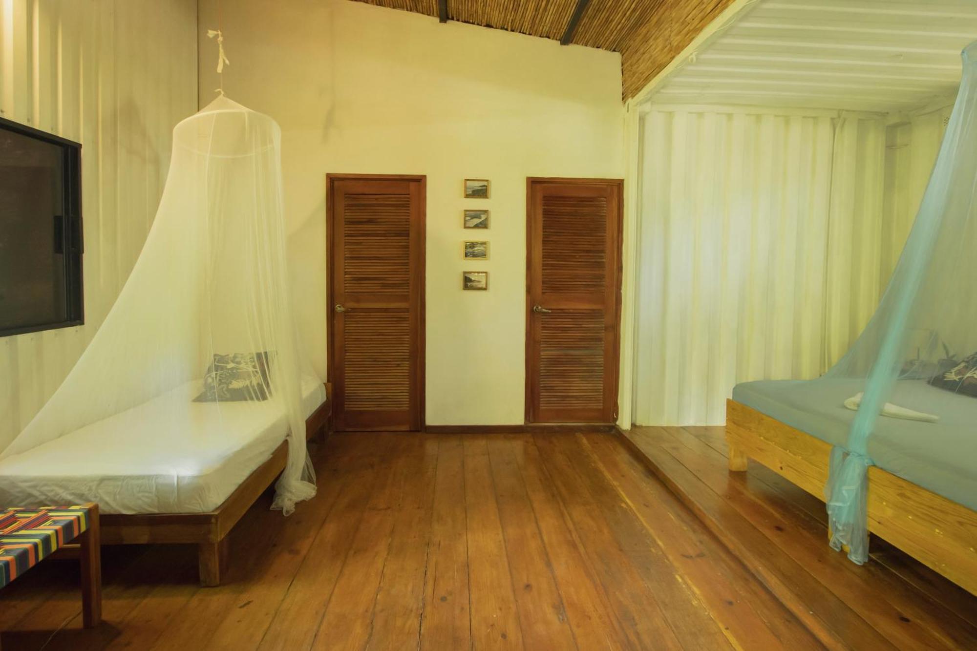 Mola Mola Surf Popoyo Bed & Breakfast Dış mekan fotoğraf