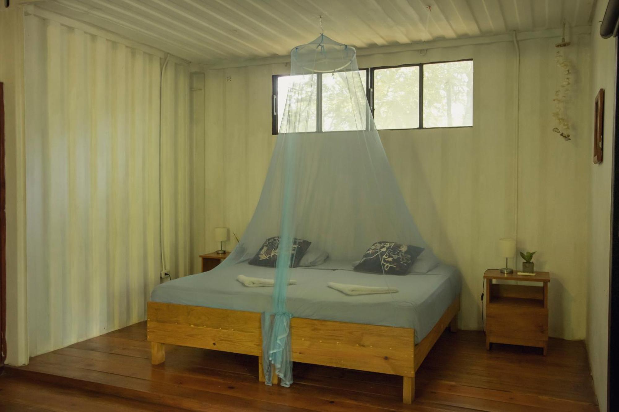 Mola Mola Surf Popoyo Bed & Breakfast Dış mekan fotoğraf