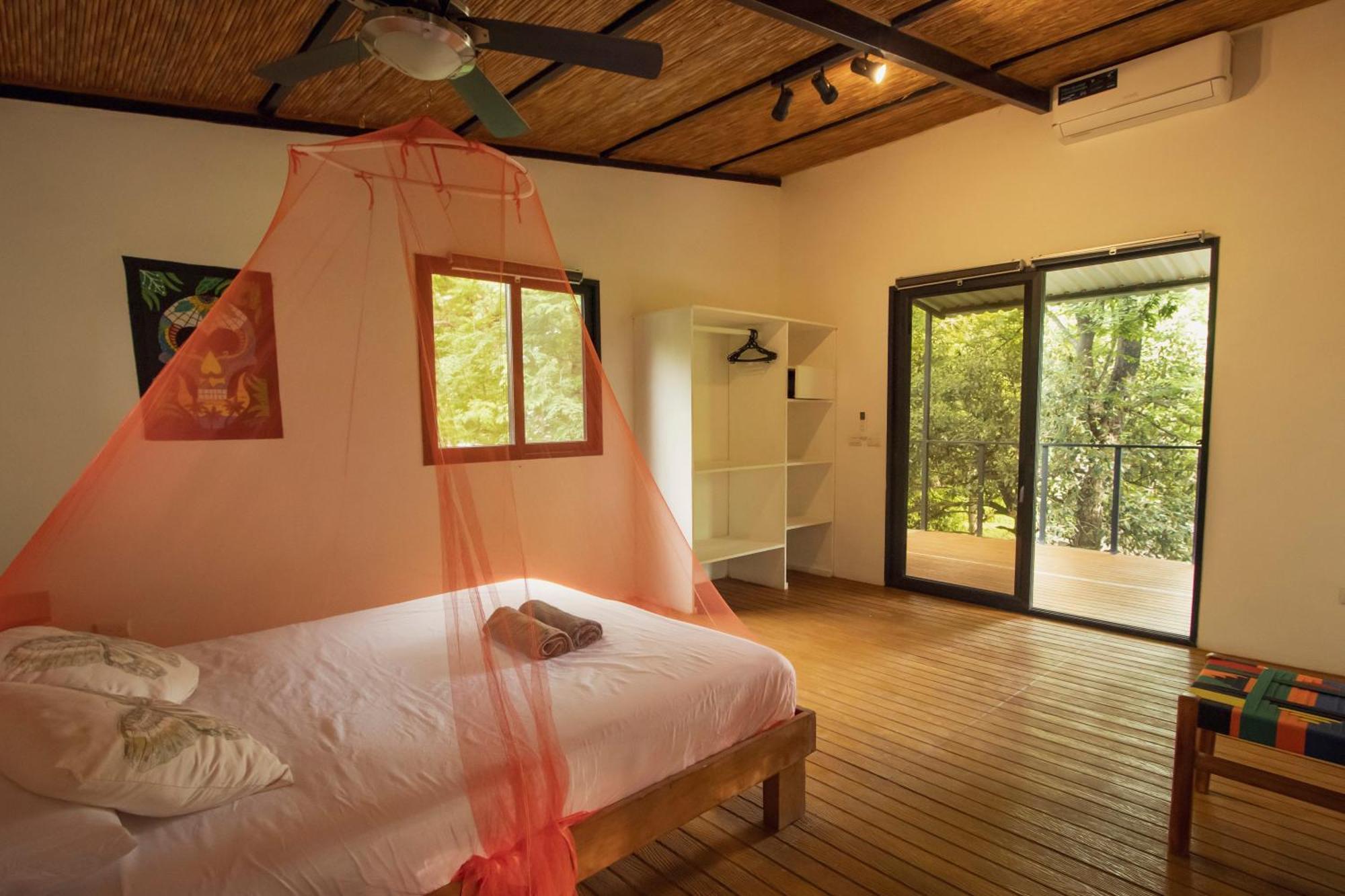 Mola Mola Surf Popoyo Bed & Breakfast Dış mekan fotoğraf