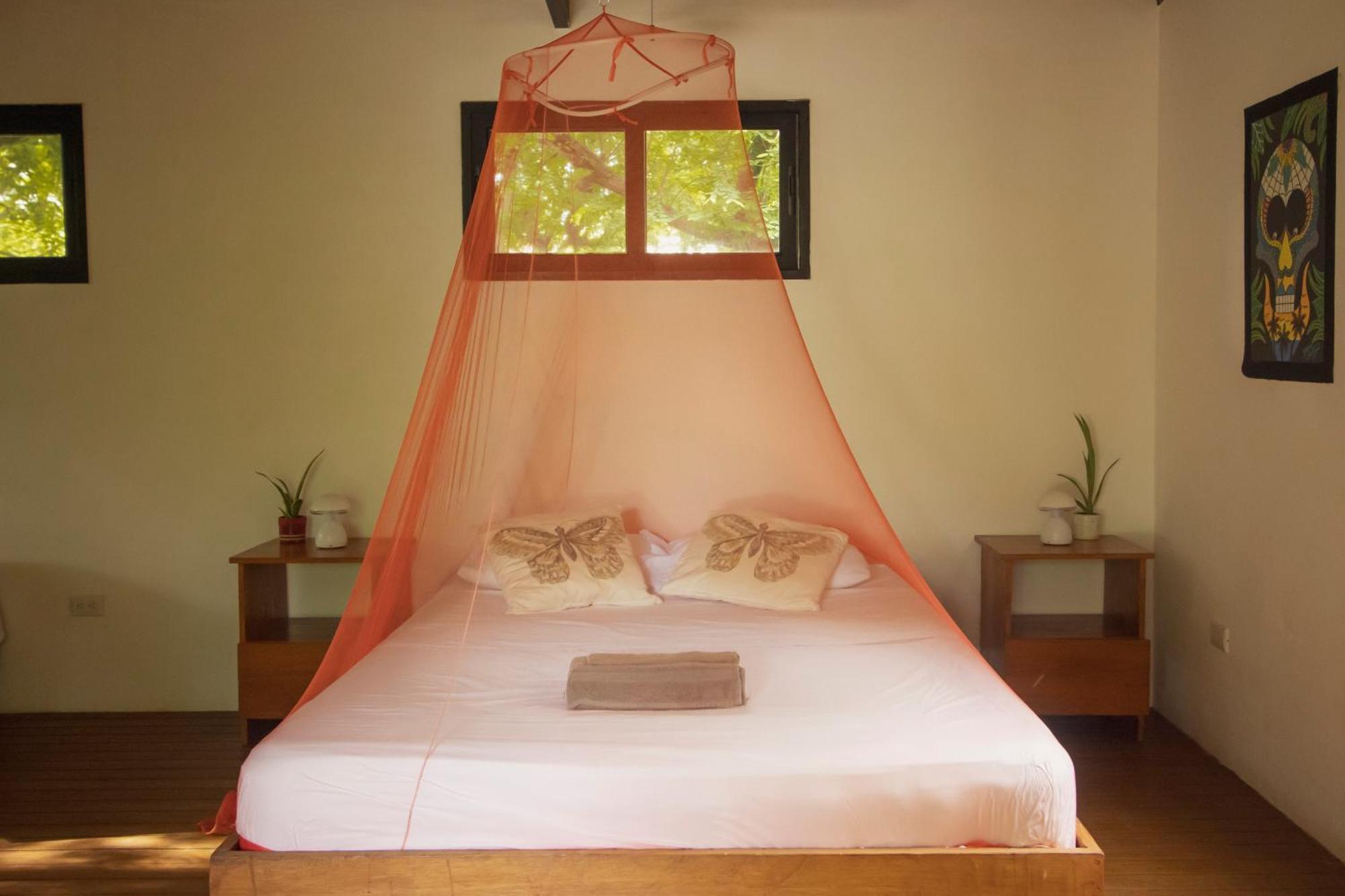 Mola Mola Surf Popoyo Bed & Breakfast Dış mekan fotoğraf