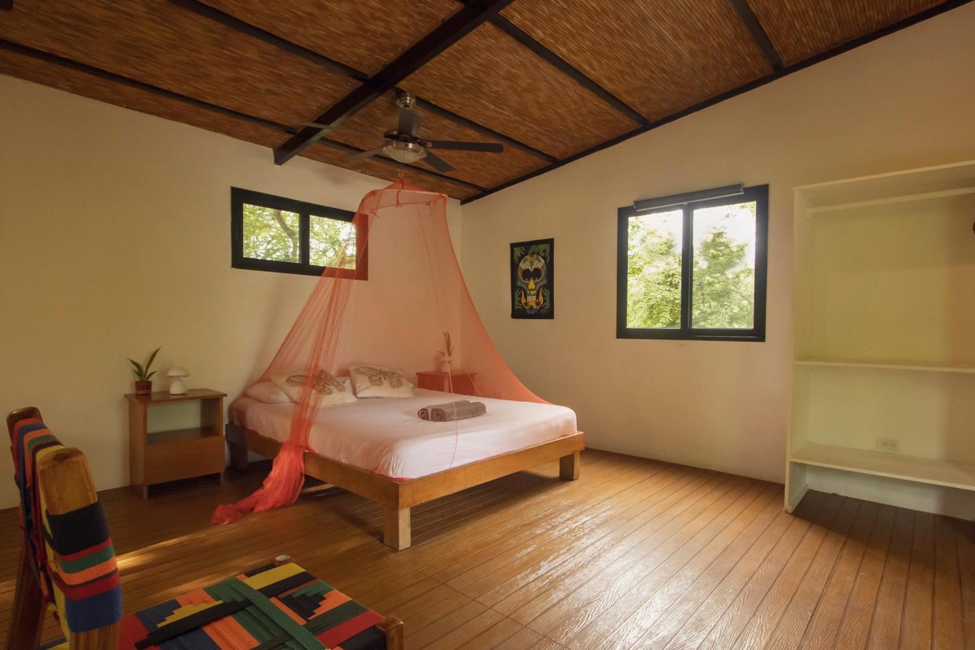 Mola Mola Surf Popoyo Bed & Breakfast Dış mekan fotoğraf