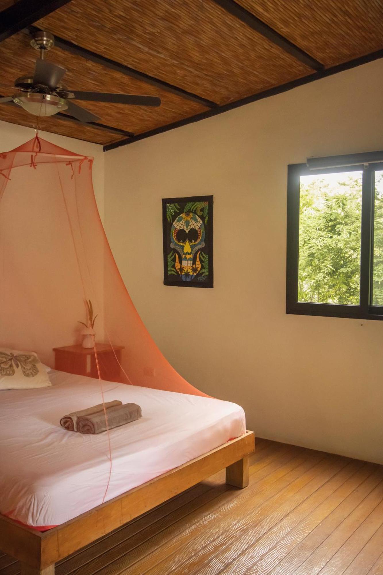 Mola Mola Surf Popoyo Bed & Breakfast Dış mekan fotoğraf